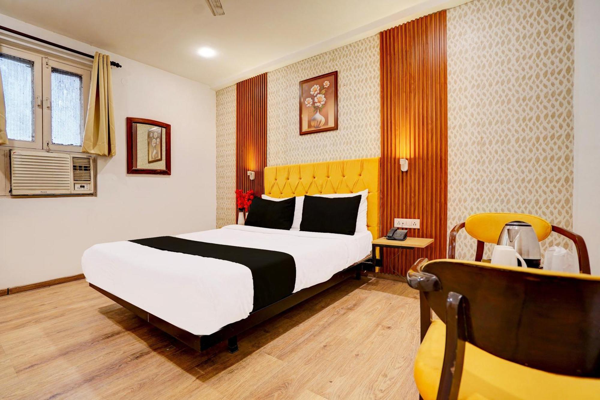 Super Townhouse Jageer Palace Near Mayapuri Chowk Neu-Delhi Exterior foto