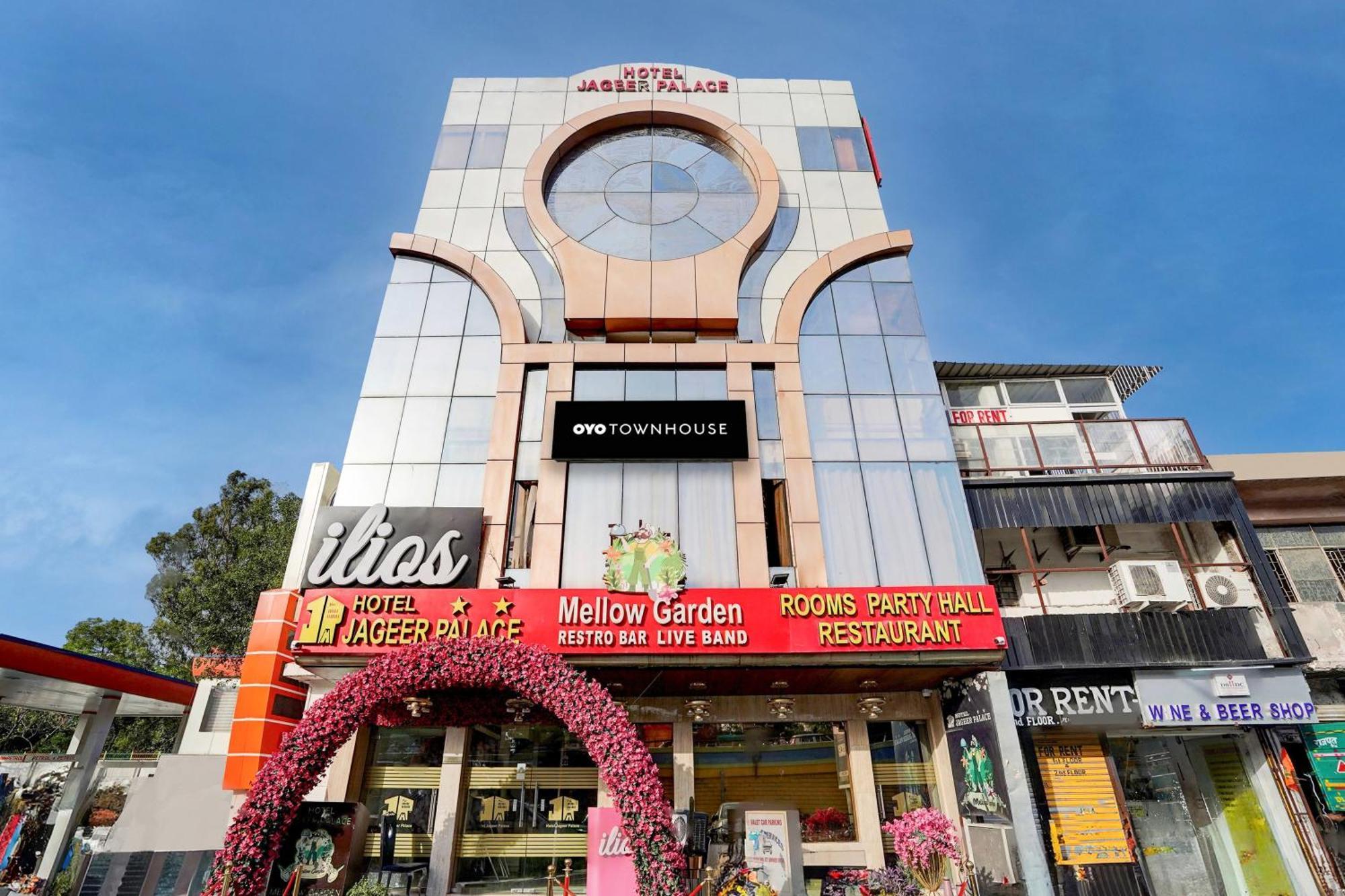 Super Townhouse Jageer Palace Near Mayapuri Chowk Neu-Delhi Exterior foto